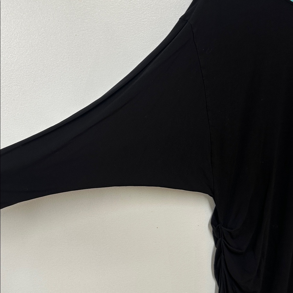 Black Asymmetric Long Sleeve Dress - Women - Picture 4 of 4